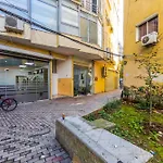 Spacious In The Heart Of By Pikhost Appartement Tirana