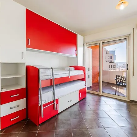 Appartement Spacious In The Heart Of By Pikhost *