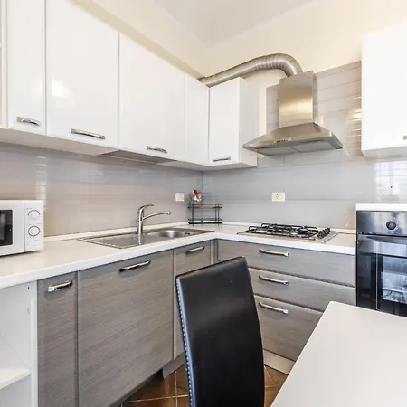 Appartement Spacious In The Heart Of By Pikhost *